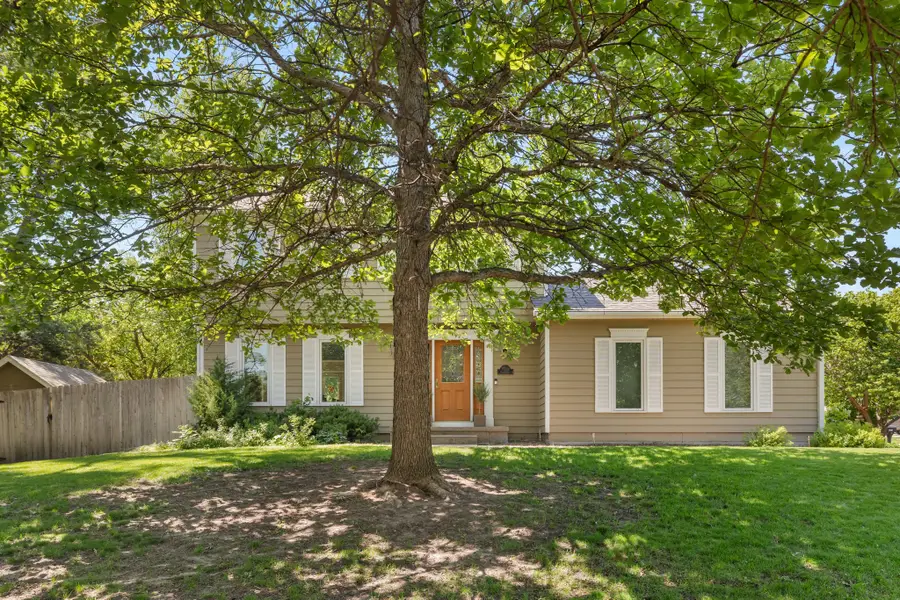 4312 46th Street, Des Moines, IA 50310 - #2