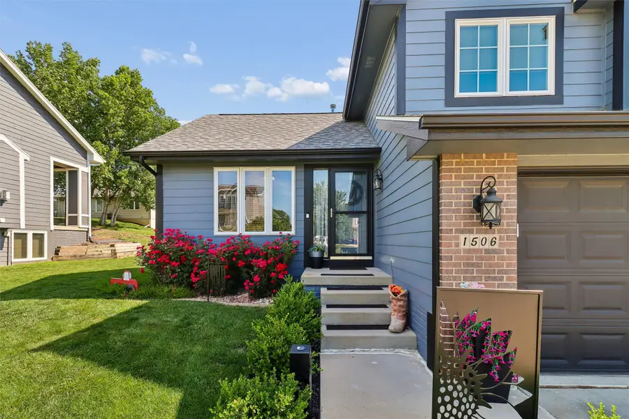 1506 W Jackson Avenue, Indianola, IA 50125 - #3