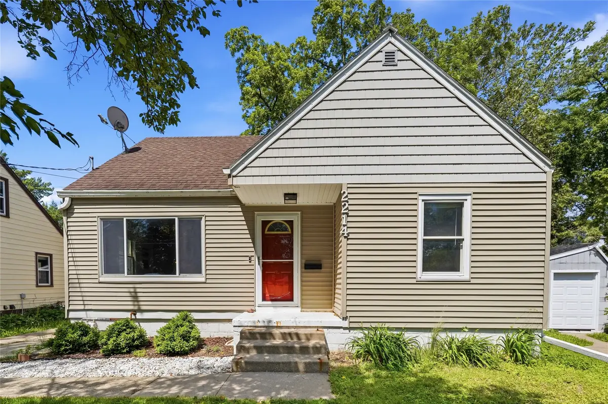 2215 50th Street, Des Moines, IA 50310 - #1