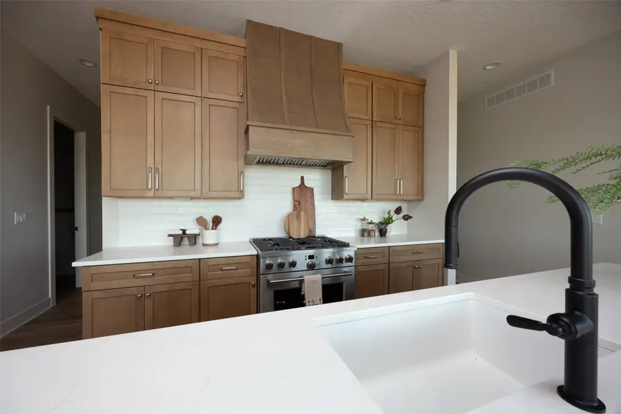 575 NW Mosaic Avenue, Waukee, IA 50263 - #3