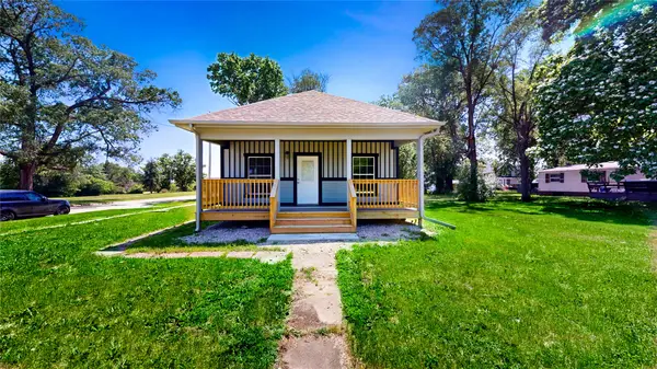 416 E D Main Street, Melcher Dallas, IA 50062