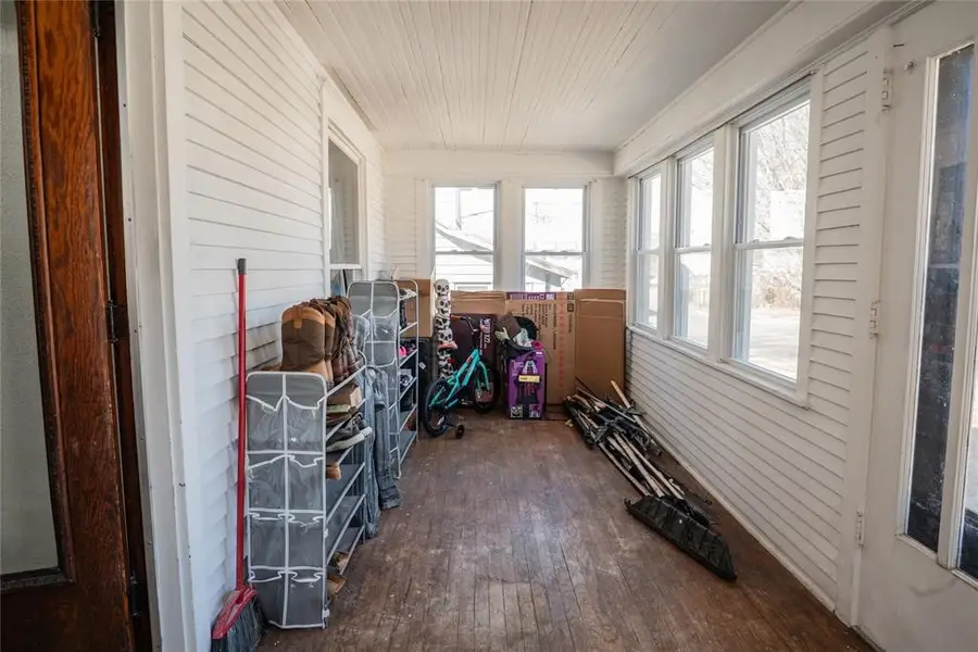 903 Morton Avenue, Des Moines, IA 50316 - #2