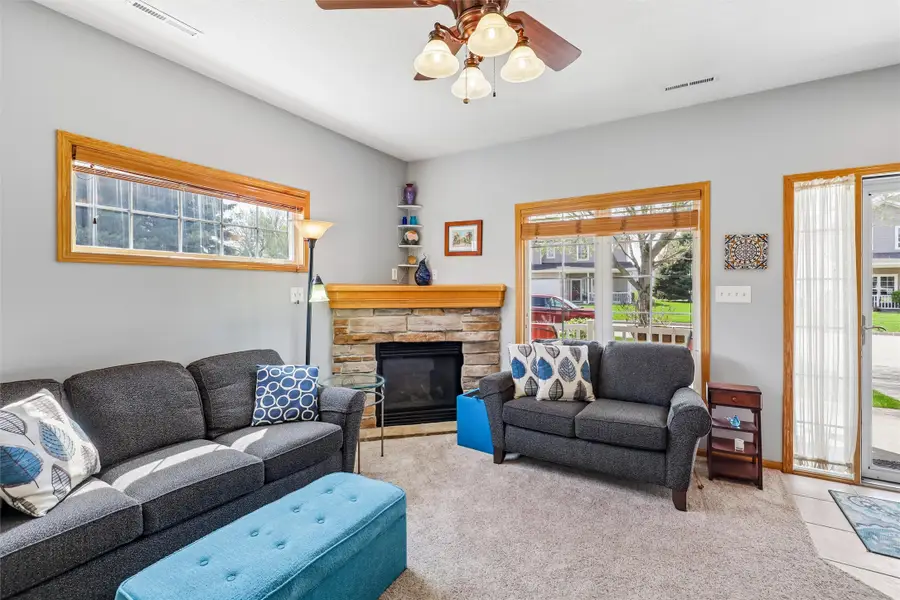 10615 Hickory Drive #8, Urbandale, IA 50322 - #3