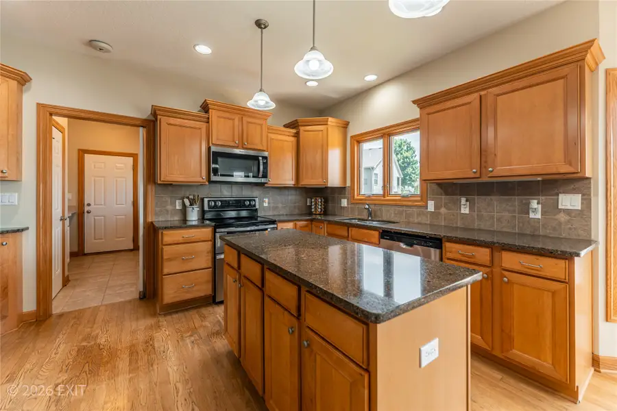1000 Rolling Hills Court, Norwalk, IA 50211 - #2