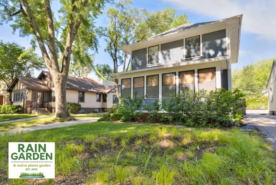 918 39th Street, Des Moines, IA 50312 - #3