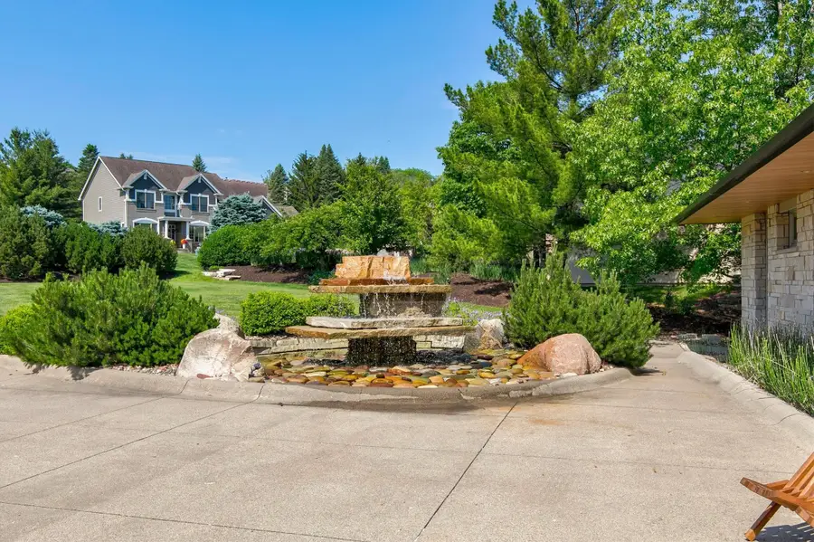 1784 Burr Oaks Drive, West Des Moines, IA 50266 - #3