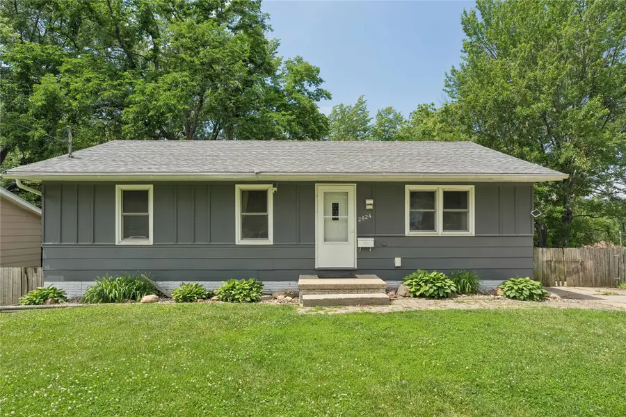 2824 SE 10th Street, Des Moines, IA 50315 - #3