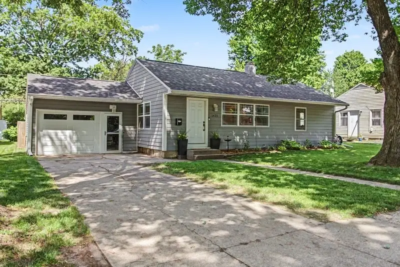 1421 Stafford Avenue, Ames, IA 50010 - #1