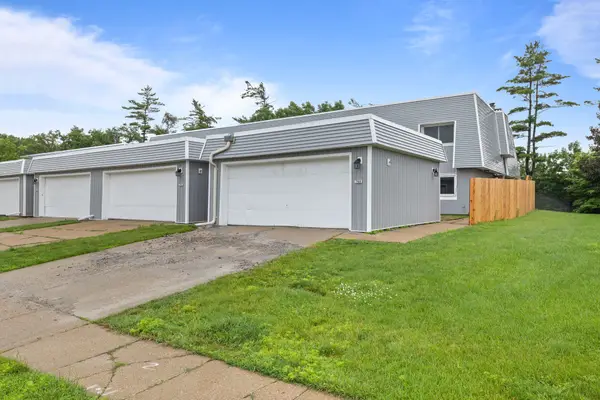 6750 School Street #748, Windsor Heights, IA 50324