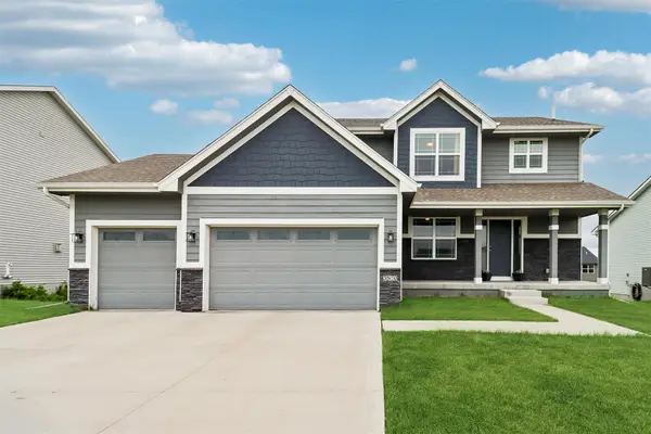 3510 NW Reinhart Drive, Ankeny, IA 50023