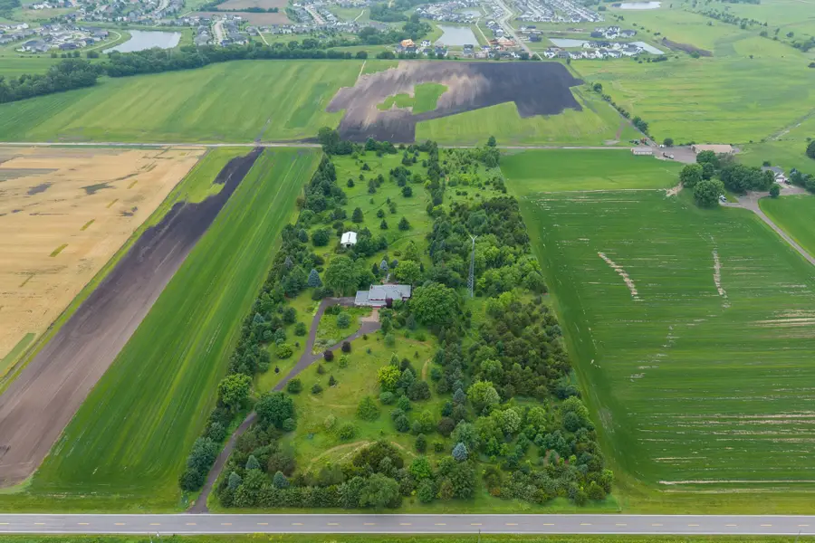 8076 NW 86th Street, Johnston, IA 50131 - #2