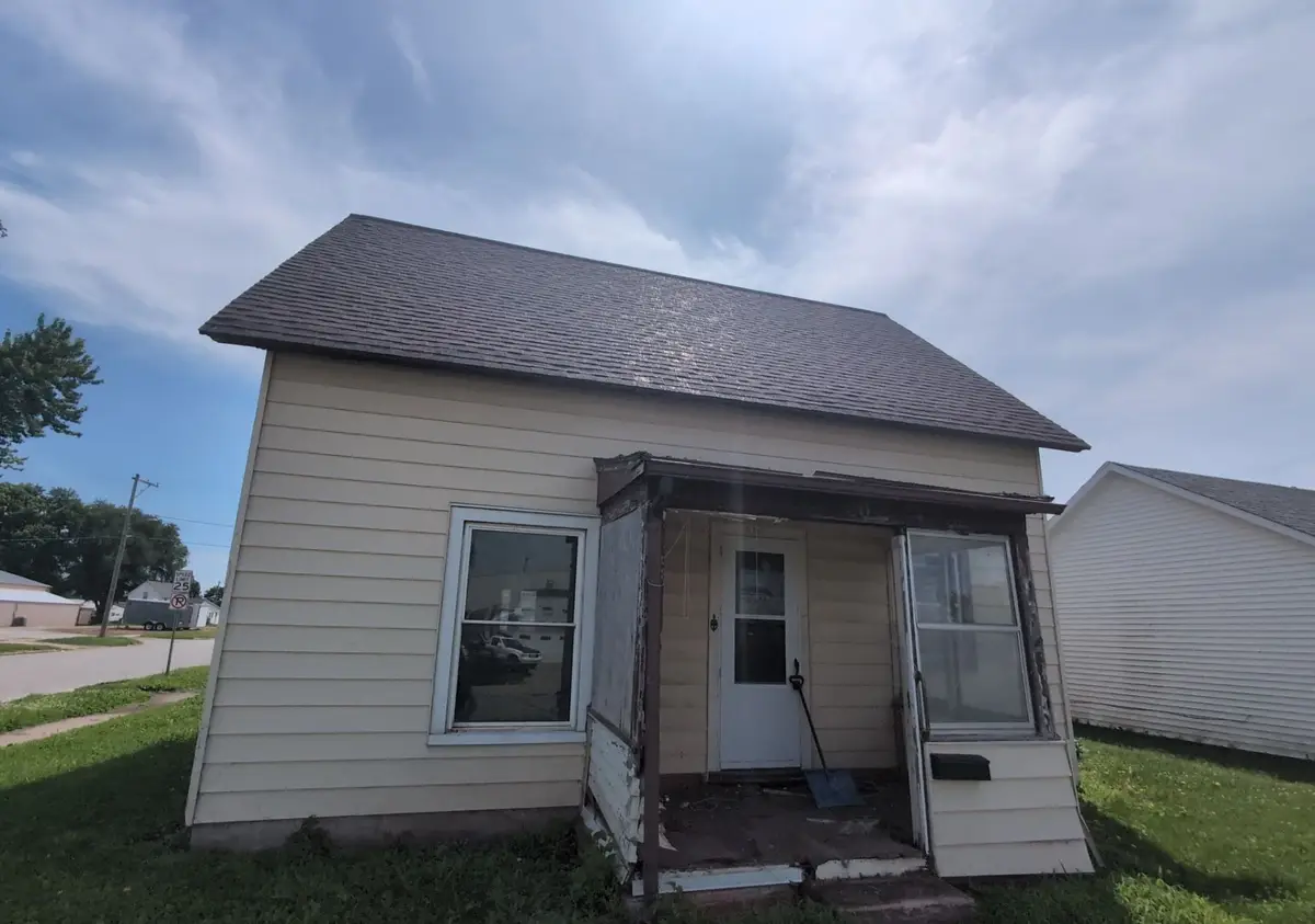 300 Elm Street, Atlantic, IA 50022 - #1