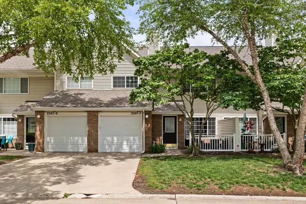 2247 Grand Avenue #7, West Des Moines, IA 50265