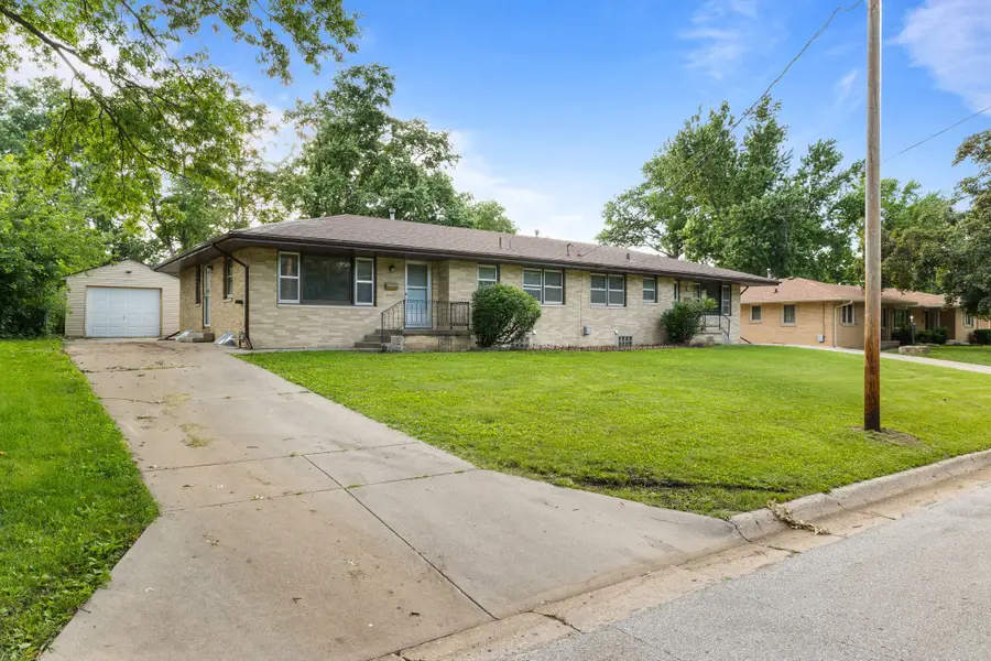 4016 43rd Street, Des Moines, IA 50310 - #3