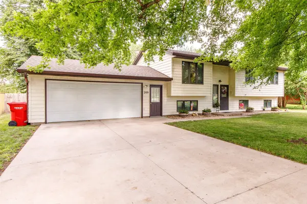 209 Elm Street, Colo, IA 50056