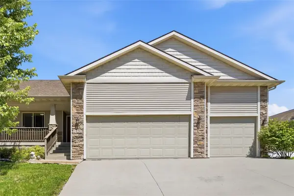1430 Sugar Creek Circle, Waukee, IA 50263
