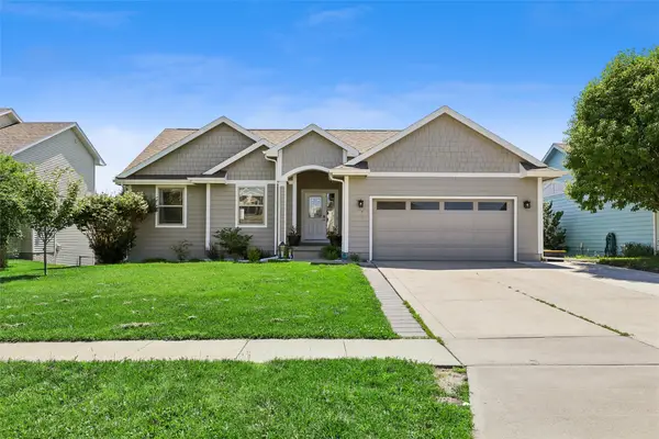 3020 SW Butternut Drive, Ankeny, IA 50023