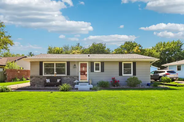 1214 NW Applewood Street, Ankeny, IA 50023