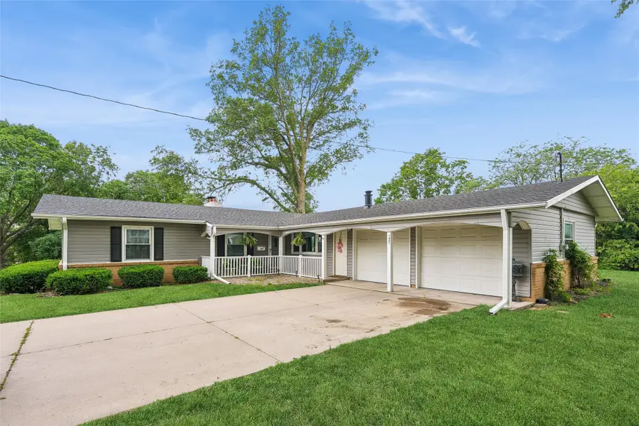 1601 W 13th Street S, Newton, IA 50208 - #3