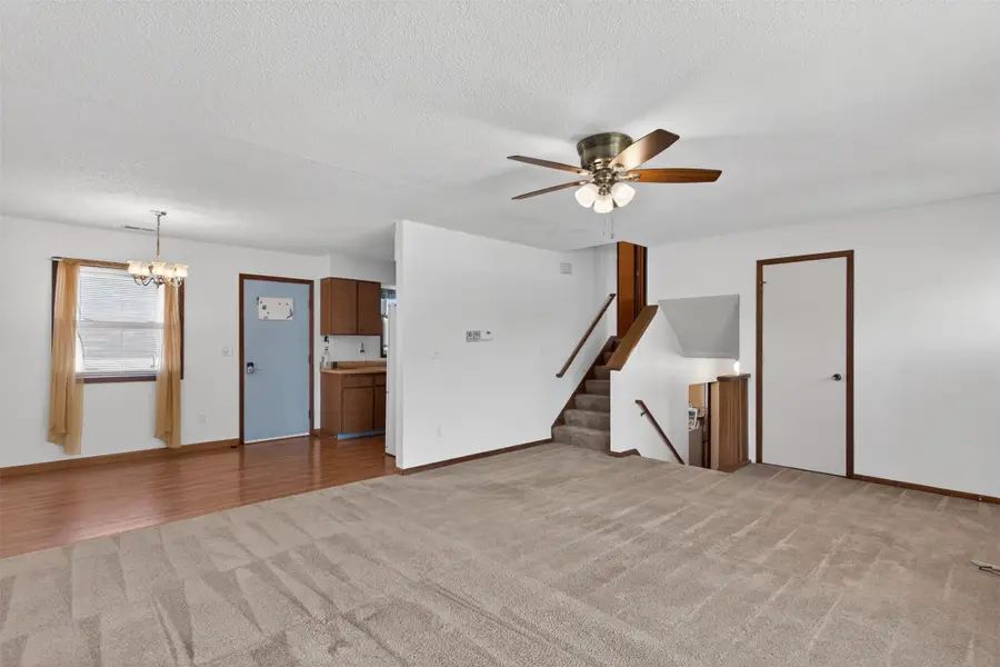 201 22nd Avenue Sw, Altoona, IA 50009 - #3