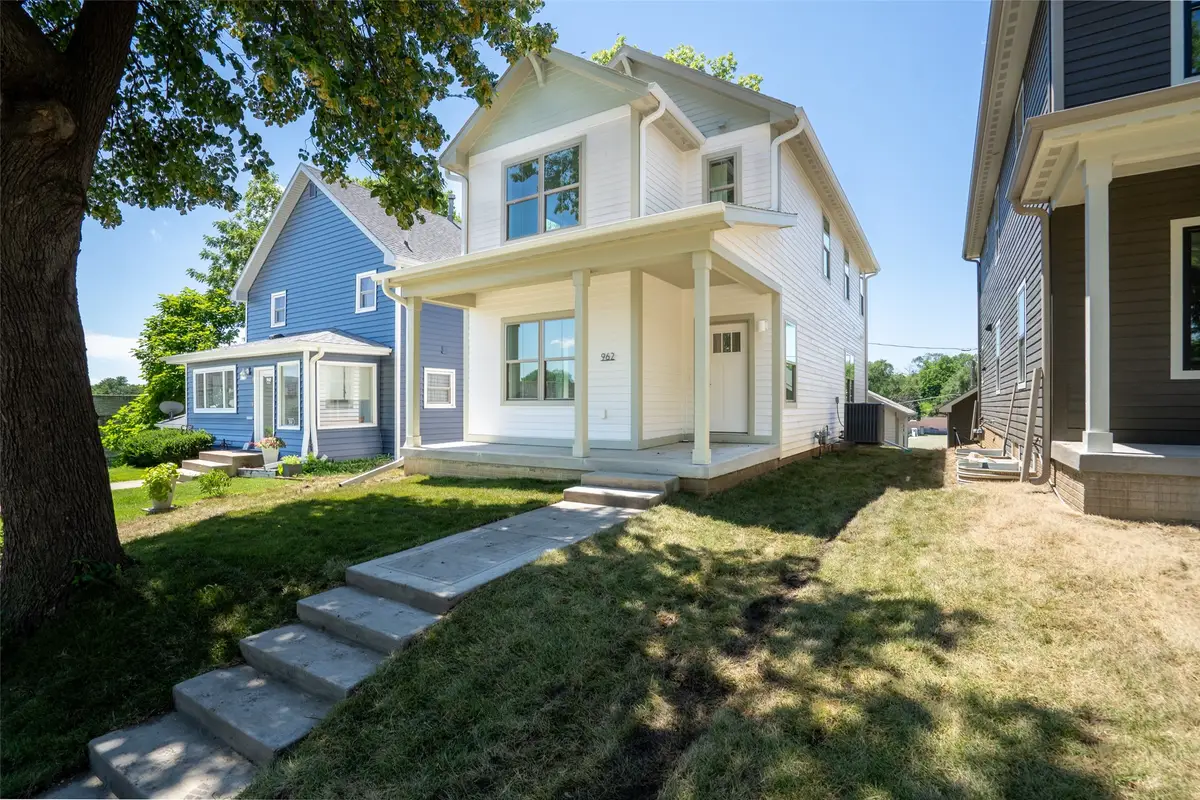962 26th Street, Des Moines, IA 50312 - #1