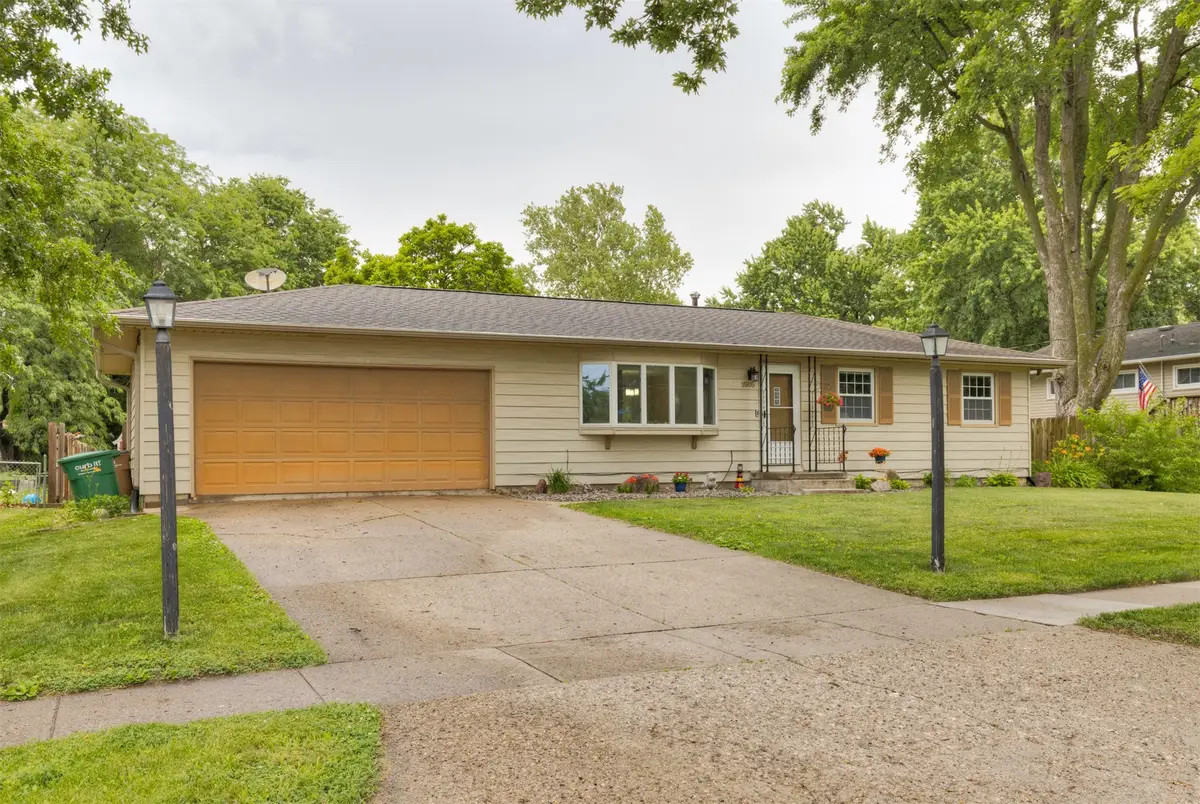 1505 4th Street Sw, Altoona, IA 50009 - #1