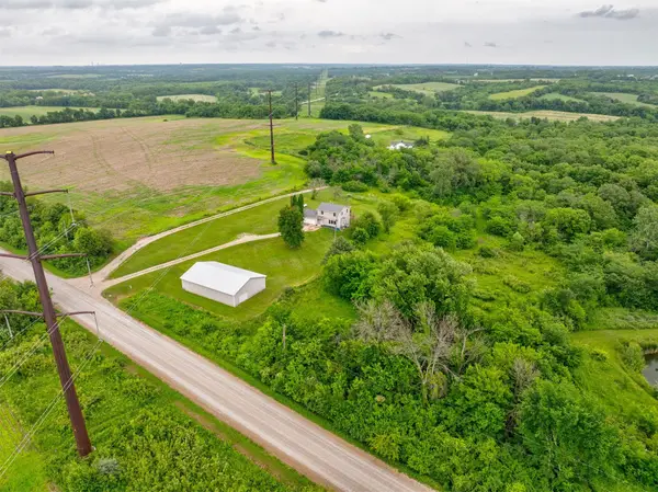 7077 30th Avenue, Norwalk, IA 50211
