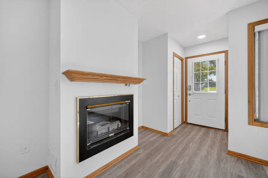 150 S Prairie View Drive #1102, West Des Moines, IA 50266 - #2