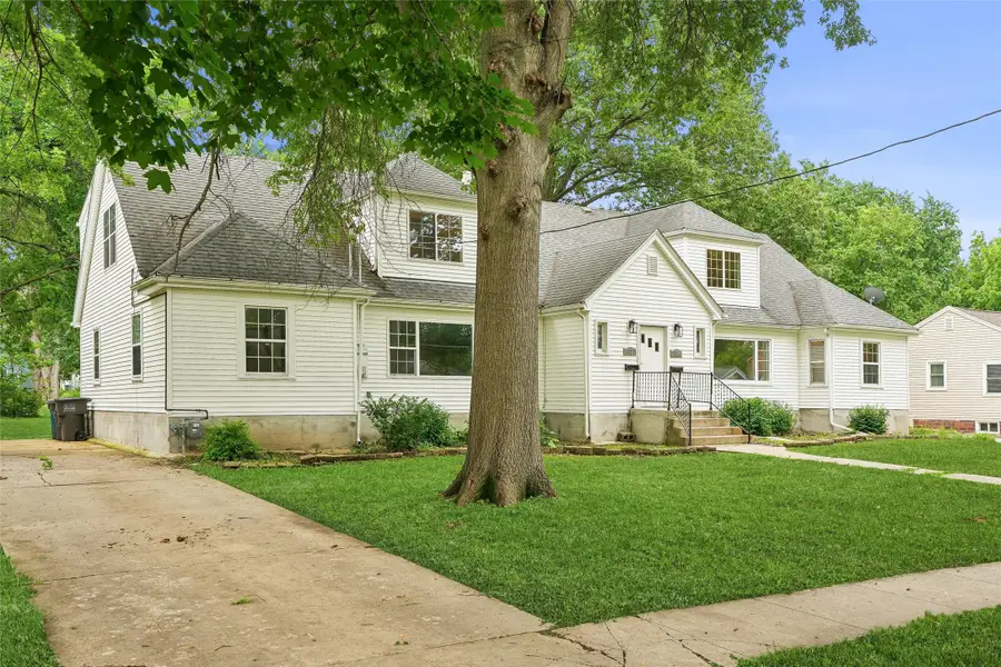 2525 & 2527 51st Street, Des Moines, IA 50310 - #3