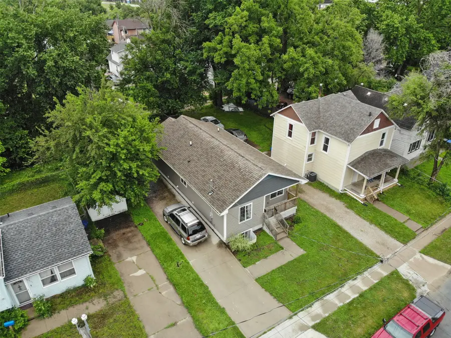 1269 Stewart Street, Des Moines, IA 50316 - #2