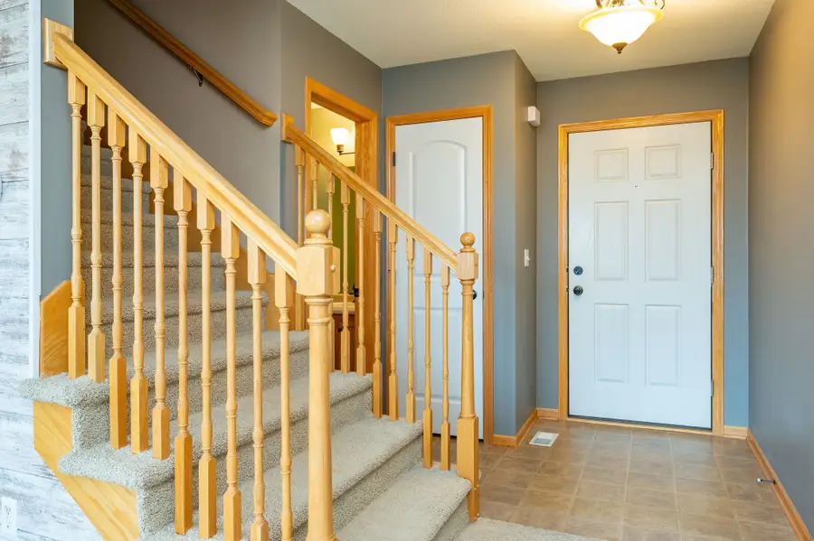 5204 NE Briarwood Drive, Ankeny, IA 50021 - #3
