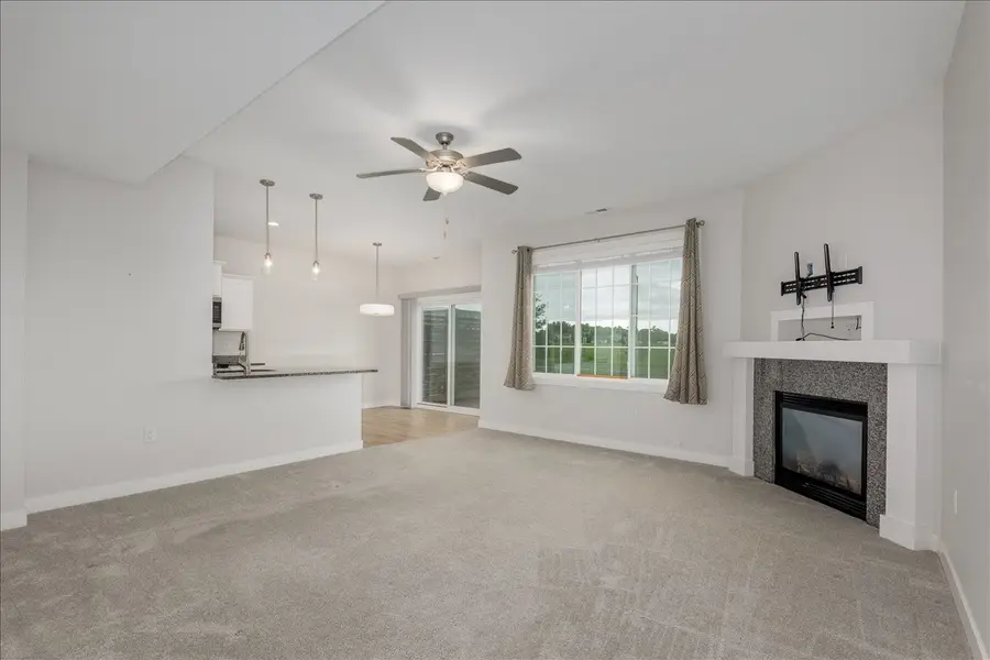 9651 Turnpoint Drive, West Des Moines, IA 50266 - #2