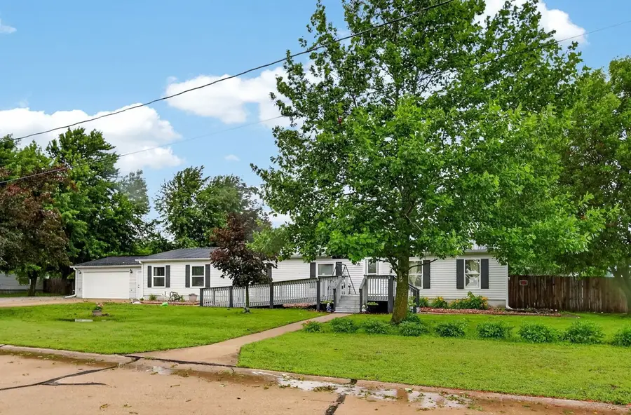 107 SW F Street, Melcher Dallas, IA 50163 - #2