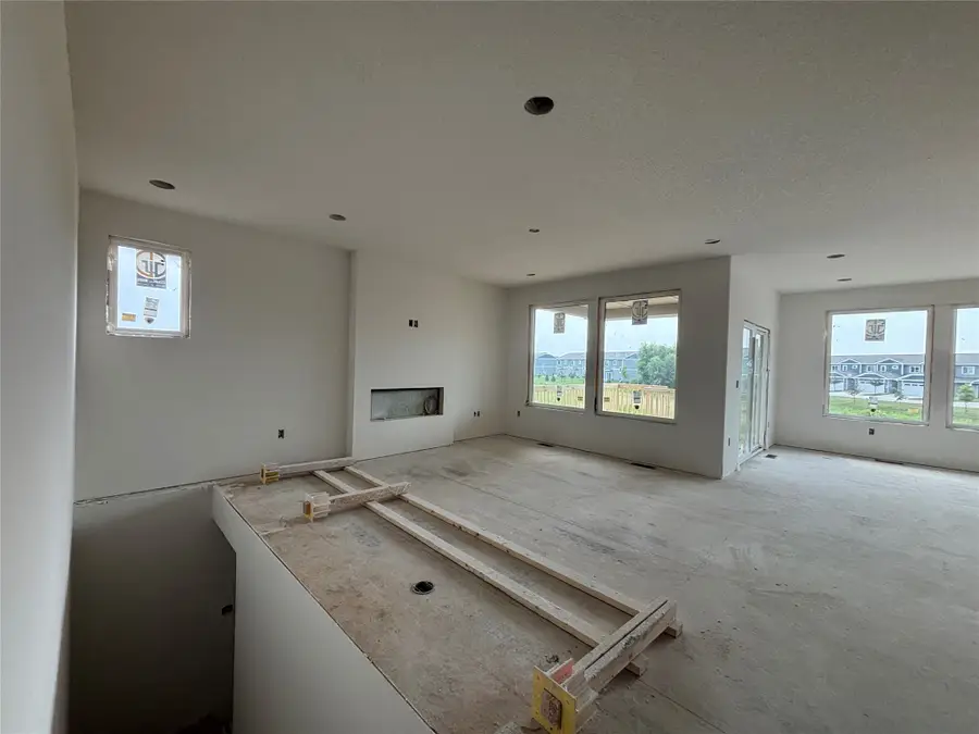 420 NW Ryder Drive, Waukee, IA 50263 - #2