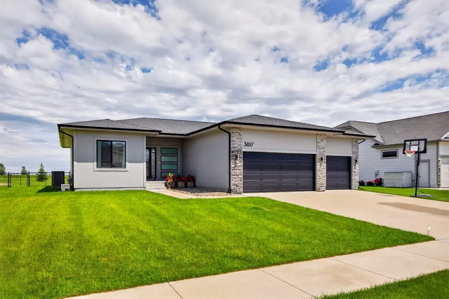 3817 NW Beechwood Street, Ankeny, IA 50023 - #2