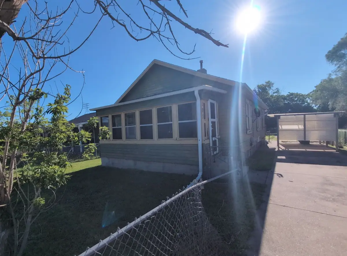 203 SE 29th Court, Des Moines, IA 50317 - #1