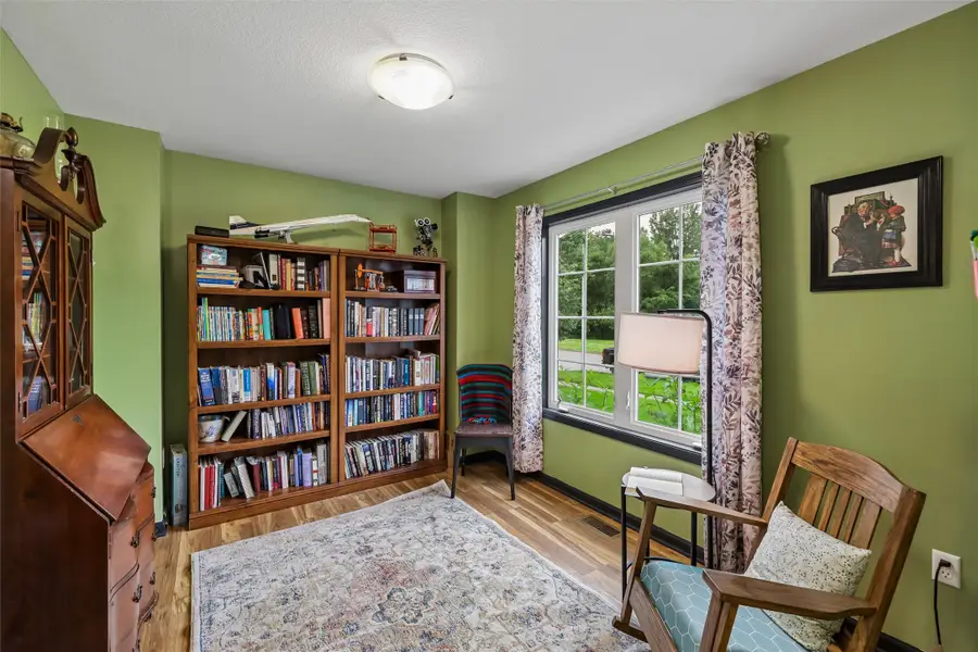 800 N Kenwood Boulevard, Indianola, IA 50125 - #3