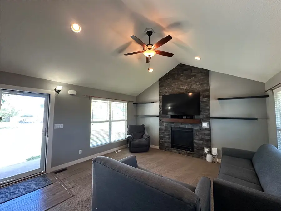 4911 Richmond Avenue, Des Moines, IA 50317 - #3