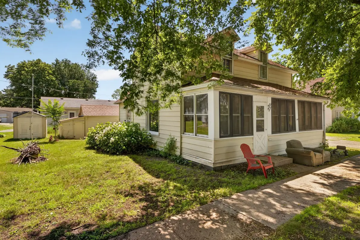 307 S 5th Street, Sac City, IA 50583 - #1