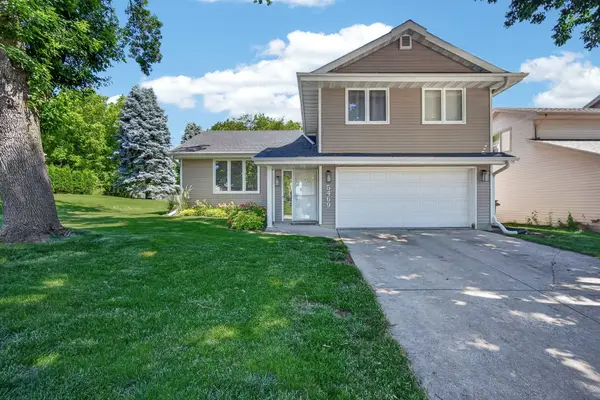 5469 Dakota Drive, West Des Moines, IA 50266