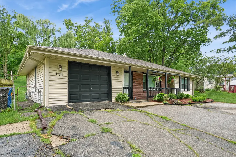 431 E Pleasant View Drive, Des Moines, IA 50315 - #2