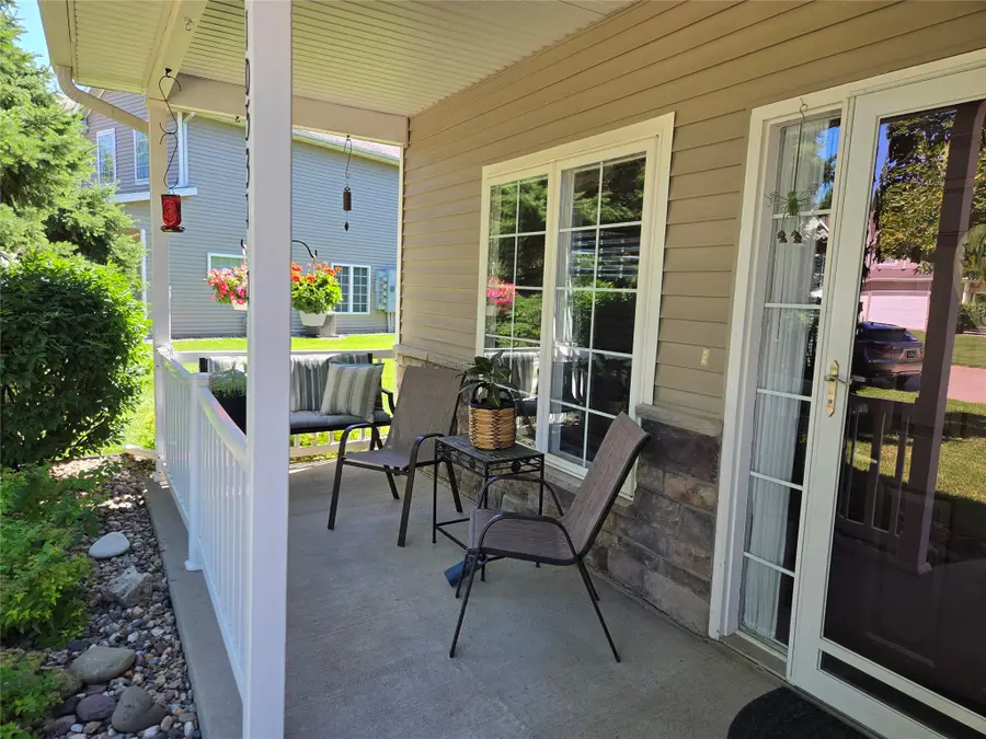 10531 Hickory Drive #1, Urbandale, IA 50322 - #2