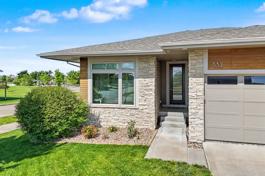 532 NE Westgate Drive, Waukee, IA 50263 - #2