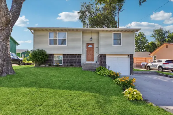 3821 SE 15th Court, Des Moines, IA 50320