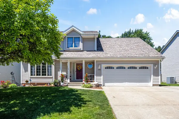 1948 NW 88th Court, Clive, IA 50325