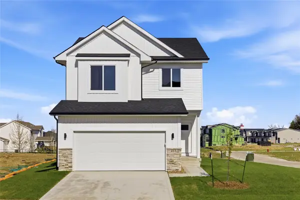 211 NW Springbrooke Drive, Grimes, IA 50111