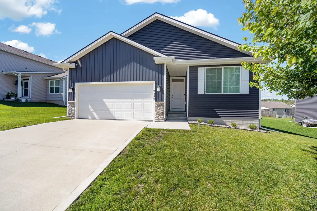 2440 E Kenyon Avenue, Des Moines, IA 50320 - #1