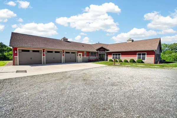 8254 103rd Avenue, Indianola, IA 50125