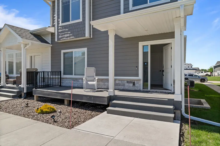 9150 Spring Crest Lane, West Des Moines, IA 50266 - #3