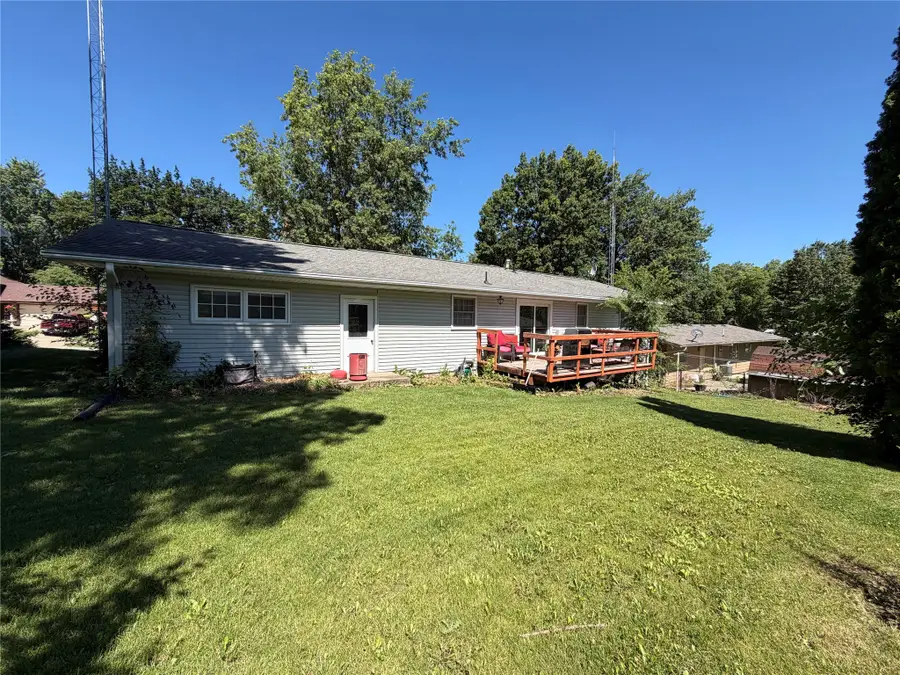 310 Hazel Street, Pella, IA 50219 - #3